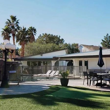 Luxury Villa, With Bonus Pool House, Private Pool, Hot Tub, Rock Water Fall And Slide, Putting Green, Basketball, Shuffle Board, Play Gym, Privately Gated On Circular Driveway. Las Vegas Bagian luar foto